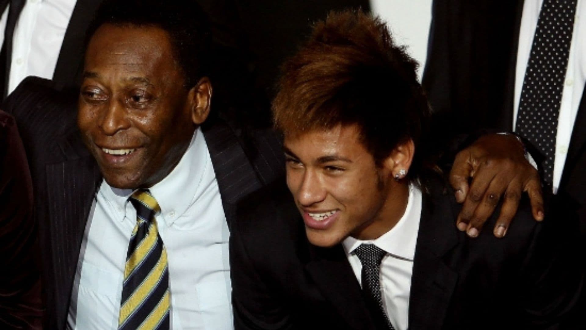 Neymar está apenas há dois gols para superar Pelé na Seleção Brasileira