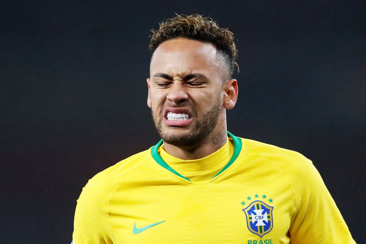 Neymar foi impedido de treinar após vitória do Brasil diante da Venezuela em que estava suspenso