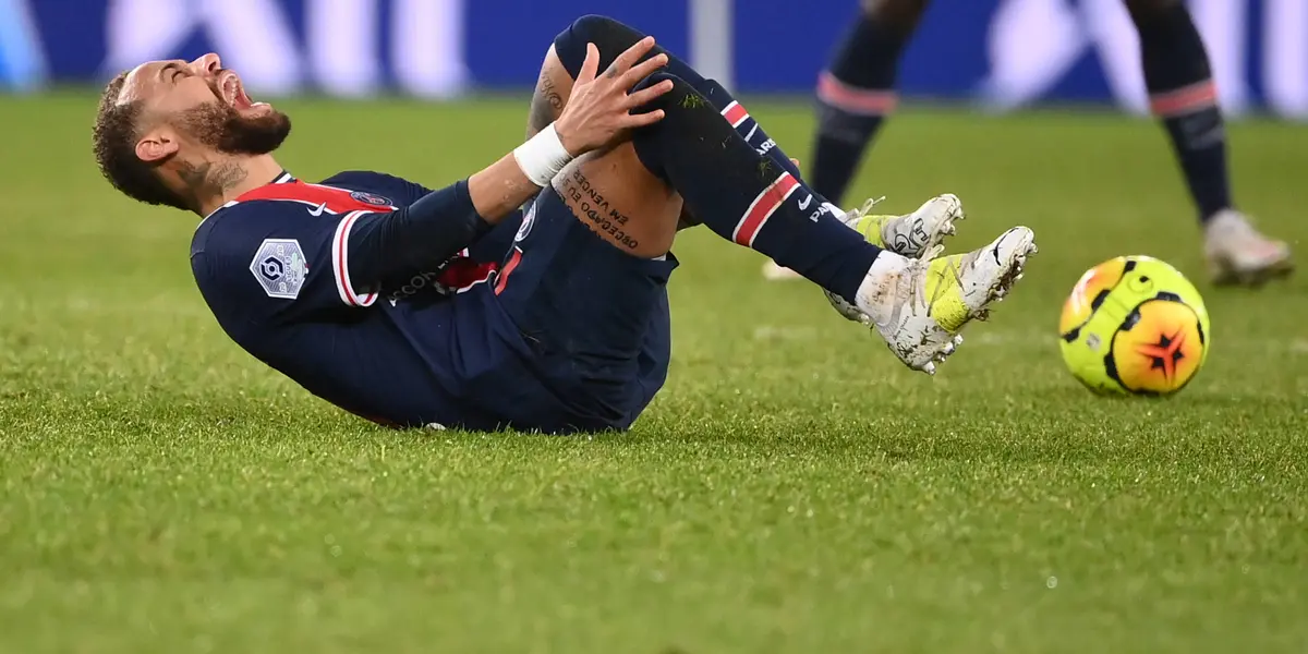 Neymar ganhou a característica de “simular” faltas no futebol brasileiro, mas era perseguido em campo