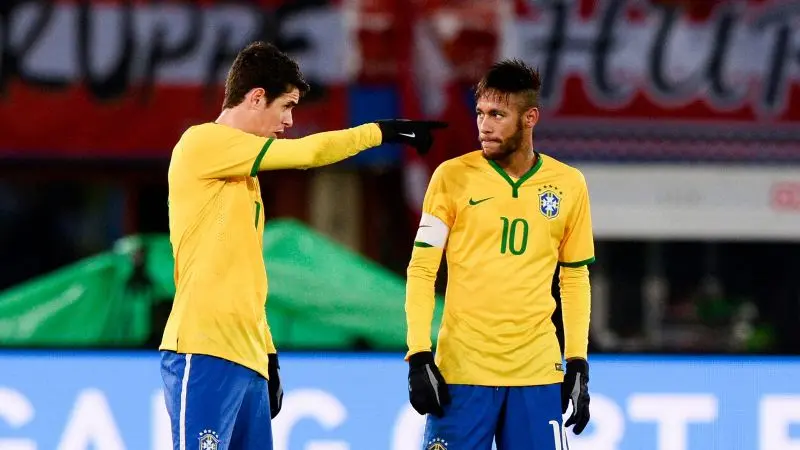 Neymar rouba as atenções da seleção mais uma vez