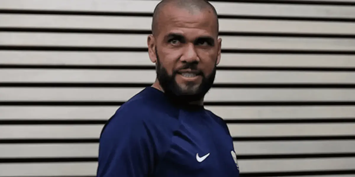 No dia 30 de dezembro de 2022, o jogador de futebol Daniel Alves foi acusado de ter relações não consentidas com um jovem