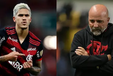 No dinâmico mundo das transferências de futebol, Pedro, o craque do Flamengo, continua a ser um trunfo cobiçado pelas equipas europeias