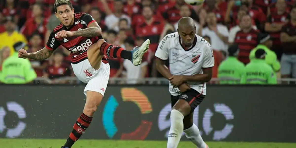 No duelo dos rubro-negros, o time carioca não saiu do 0 a 0 mesmo tendo as melhores chances de gol