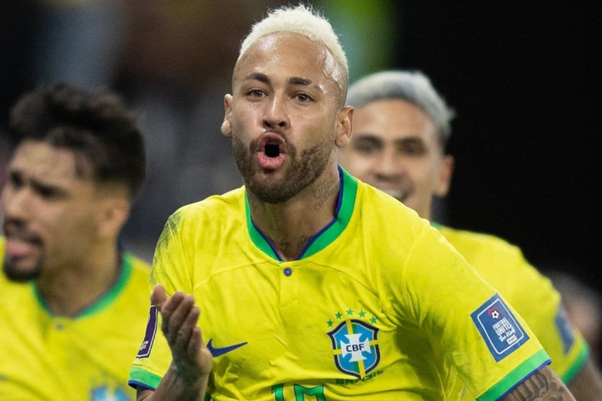 No Paris Saint Germain, Neymar brilhou, chegou com status de grande estrela do futebol mundial