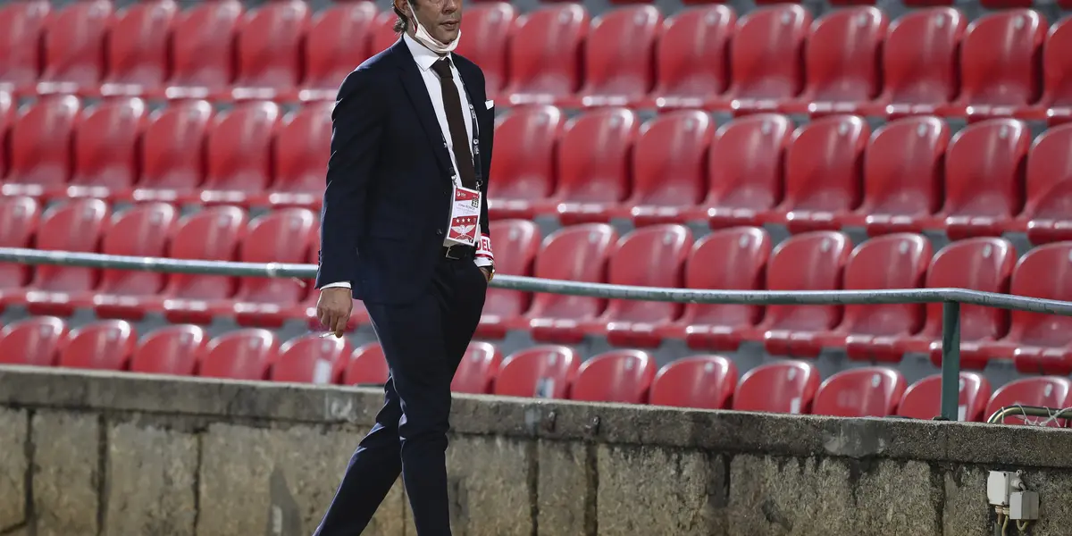 Novela pelo retorno do treinador português continua e definição deve acontecer nos próximos dias