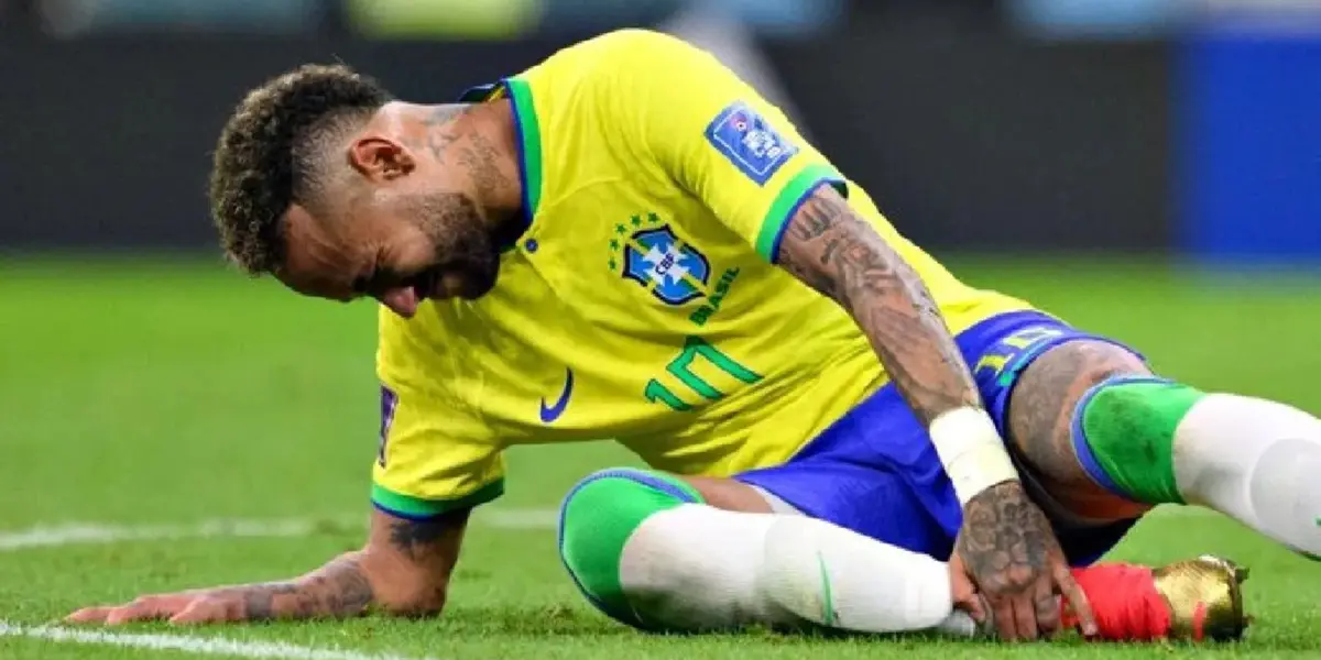 O atacante brasileiro ainda não tem condições de voltar ao jogo