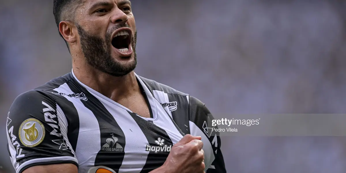 O atacante brasileiro do Atlético Mineiro fez um belo gesto com o povo do centro de Belo Horizonte.