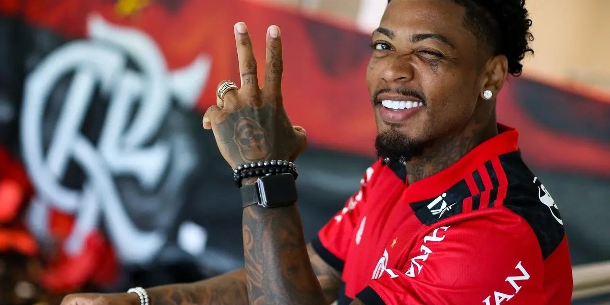 O atacante cutucou ex-treinador