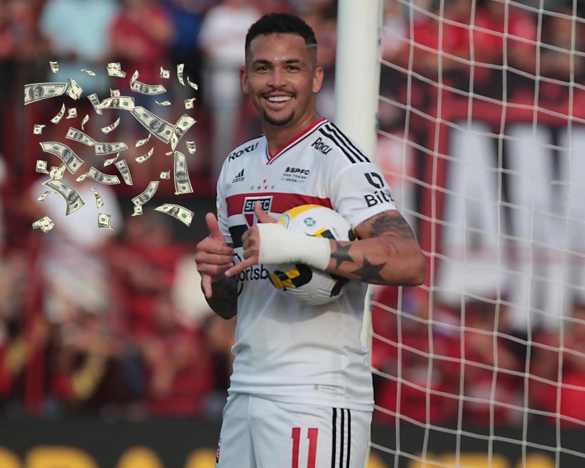 O atacante Luciano, jogador do São Paulo Futebol Clube, está despertando interesse de outros clubes no mercado internacional