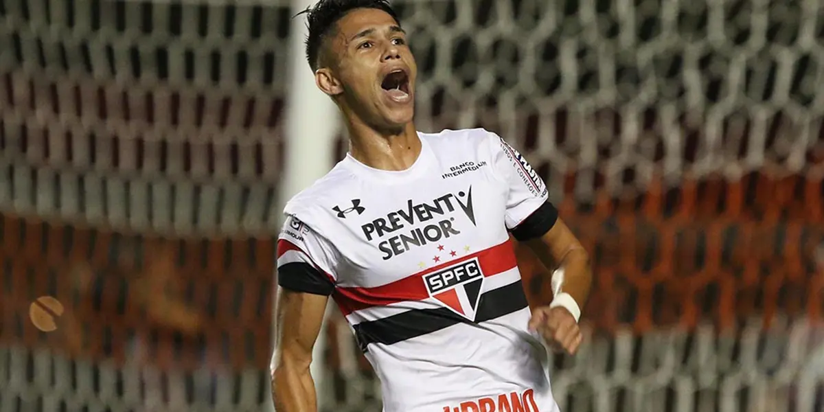 O atacante Luiz Araújo tem sido um dos nomes mais comentados no futebol brasileiro nas últimas semanas, com rumores de uma possível volta ao São Paulo, clube onde foi revelado