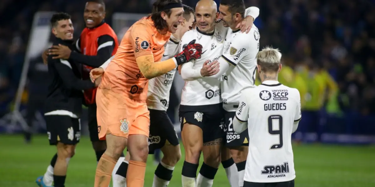 O Audi Q7 de Cássio, goleiro do Corinthians, adquirido antes de 2018, está avaliado em quase 1 milhão de reais