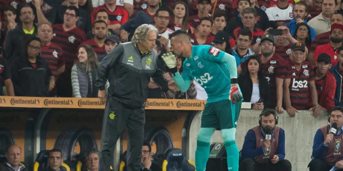 O Benfica passa por momentos difíceis com os seus principais guarda-redes