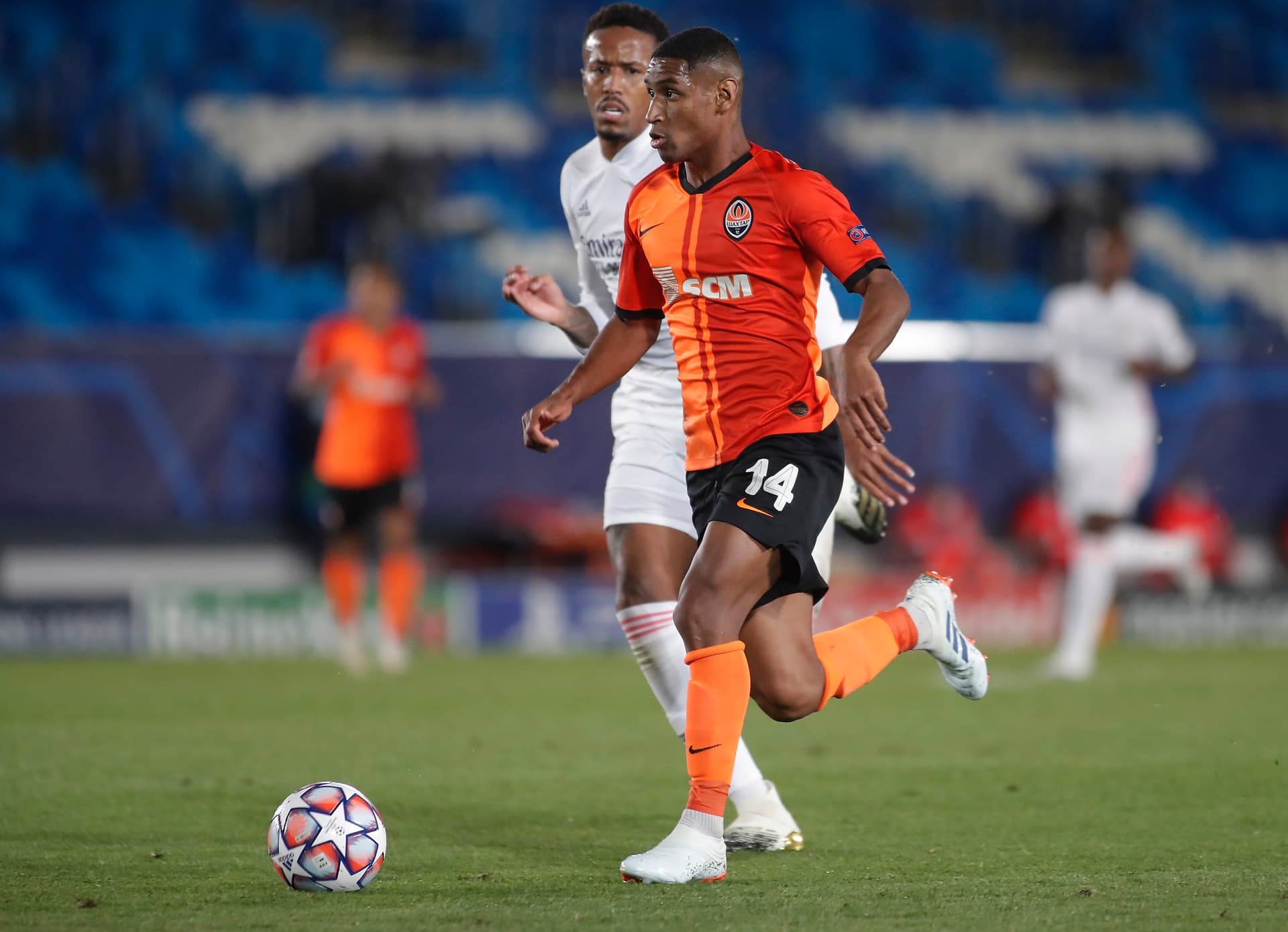 O brasileiro, contratado pelo Shakhtar Donetsk na quinta-feira devido à guerra na Ucrânia, teve impacto imediato.
