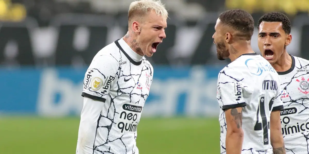 O Corinthians recebe o Goiás às 16h