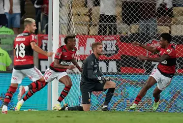 O Flamengo está fazendo uma renovação total no time.