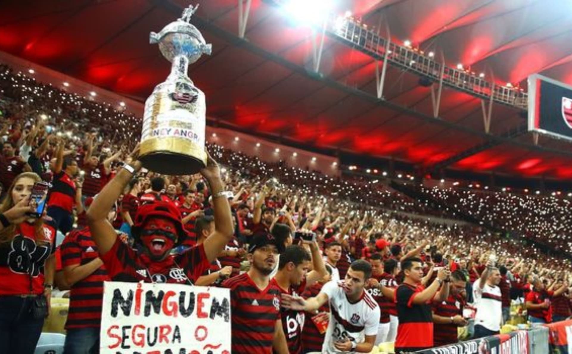 O Flamengo precisa gastar mais de R$ 200 milhões em parcelas dos reforços contratados desde 2019