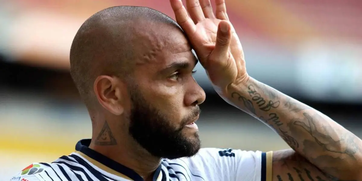 O futebol é um esporte que movimenta milhões de dólares em todo o mundo, e os jogadores de sucesso são conhecidos por acumular fortunas