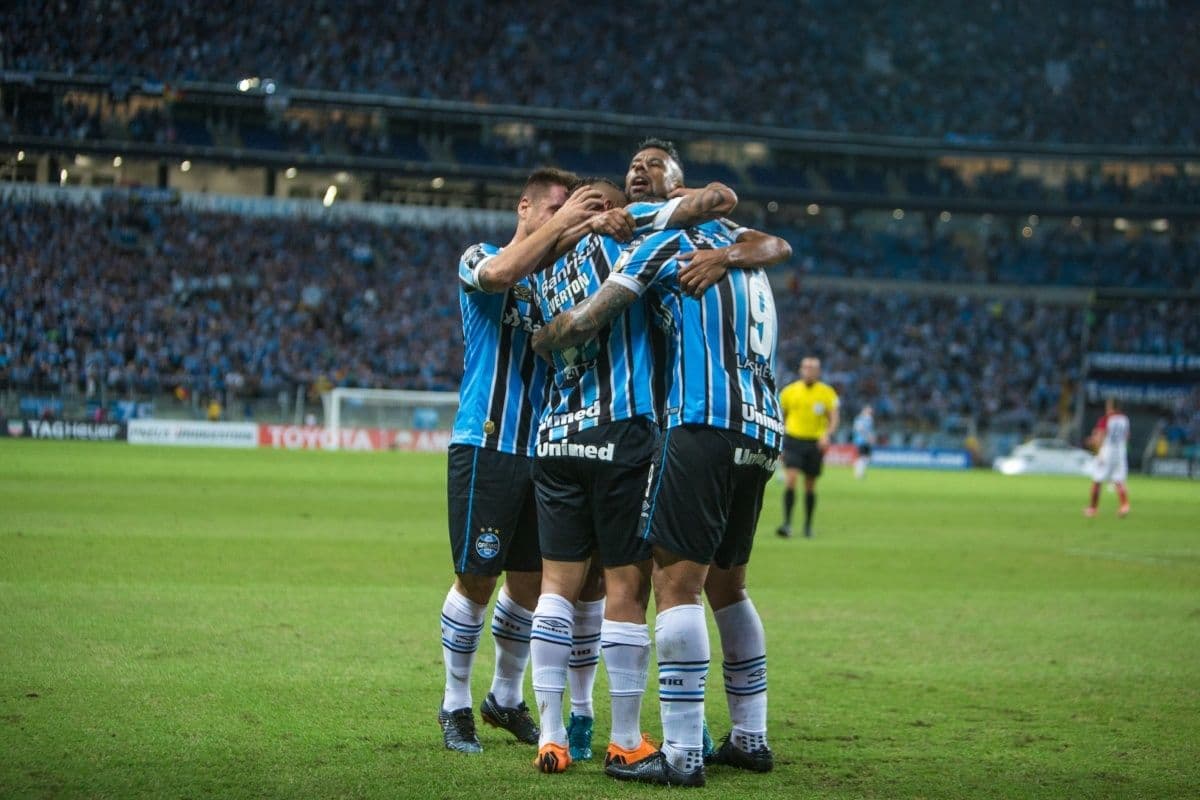 O Grêmio conquistou uma importante vitória na noite desta quarta-feira (02/03/2023), ao bater o Campinense por 2 a 0, em jogo válido pela Copa do Brasil