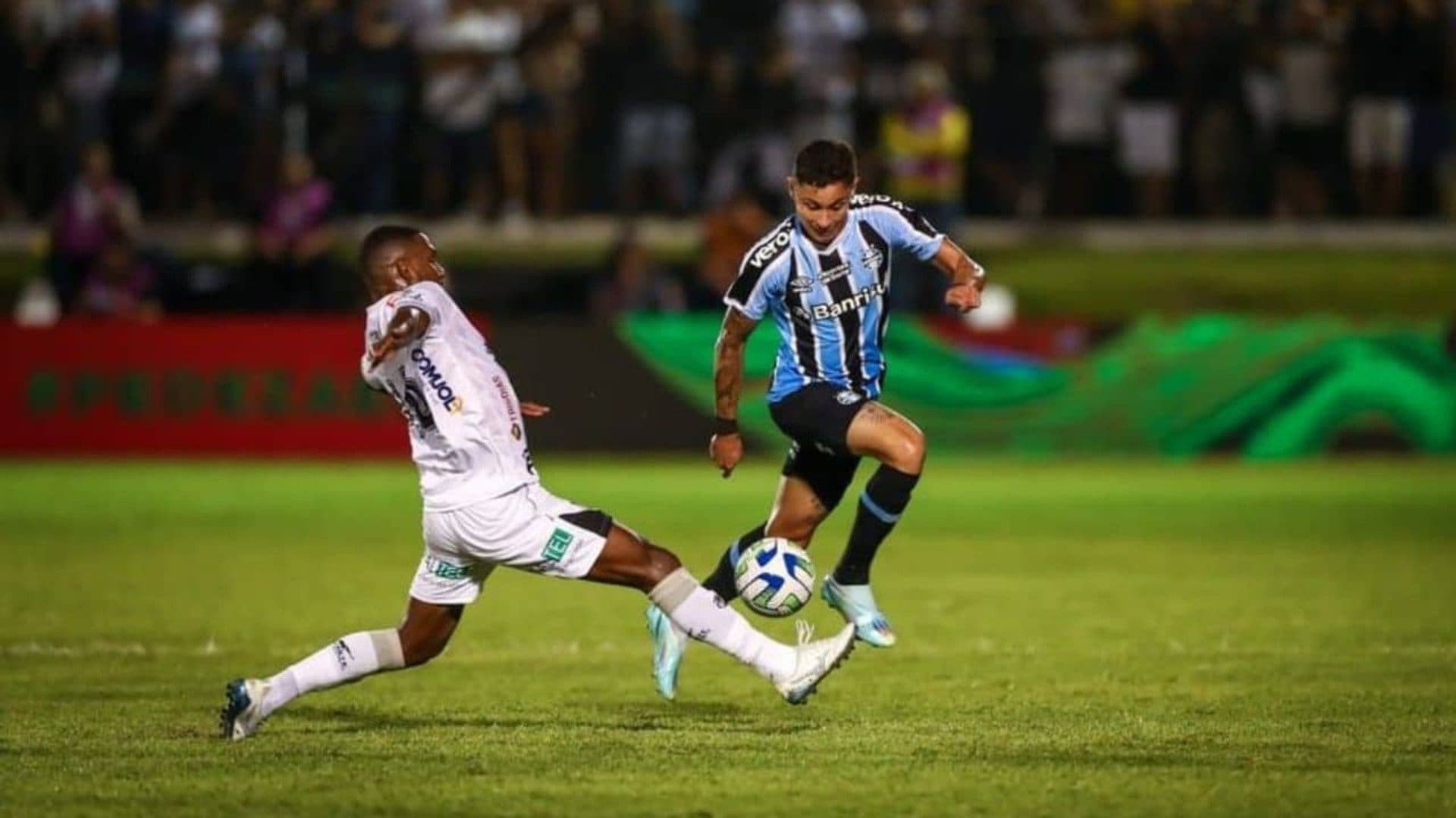 O Grêmio estreou um jovem talento em sua equipe titular na vitória por 2 a 1 contra o Cuiabá, neste domingo