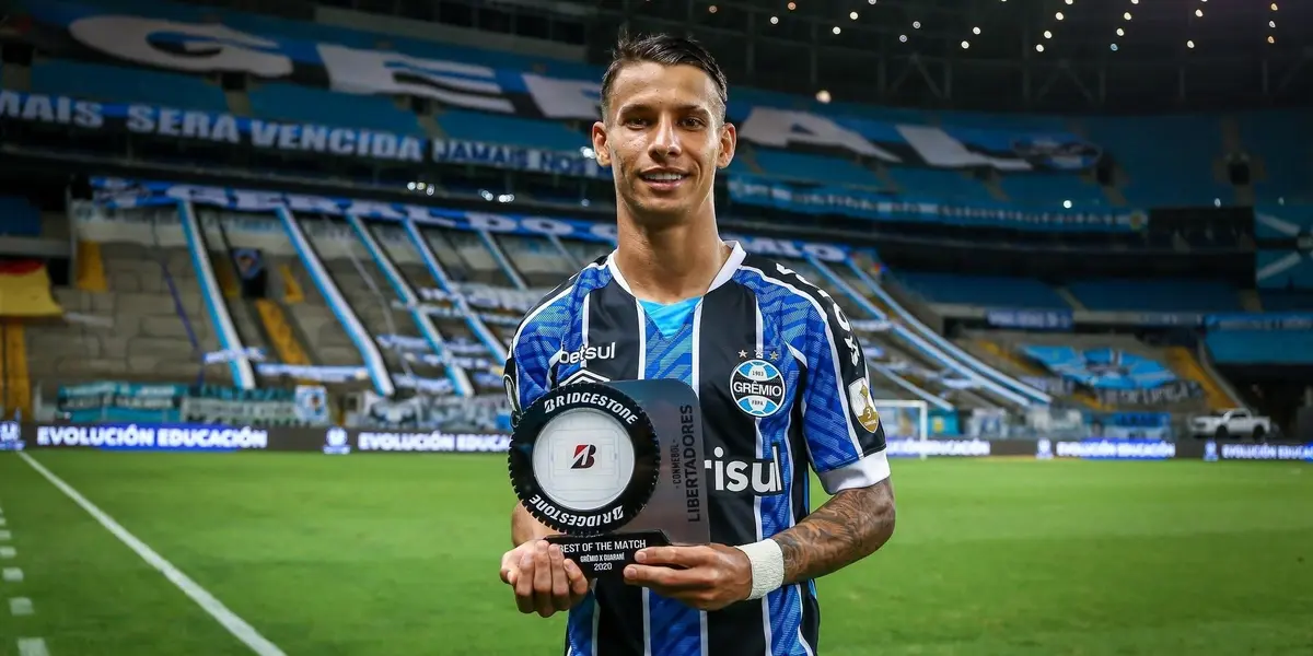 O Grêmio segue atento ao mercado em busca de reforços para a temporada 2023