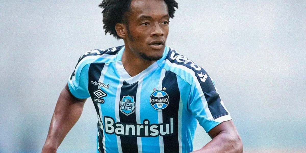 O Grêmio, um dos clubes mais tradicionais do futebol brasileiro, tem se dedicado intensamente à busca por reforços