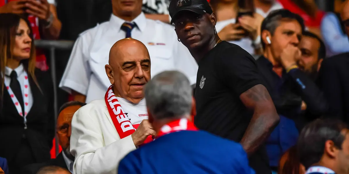 O jogador adora ter carrões em sua garagem