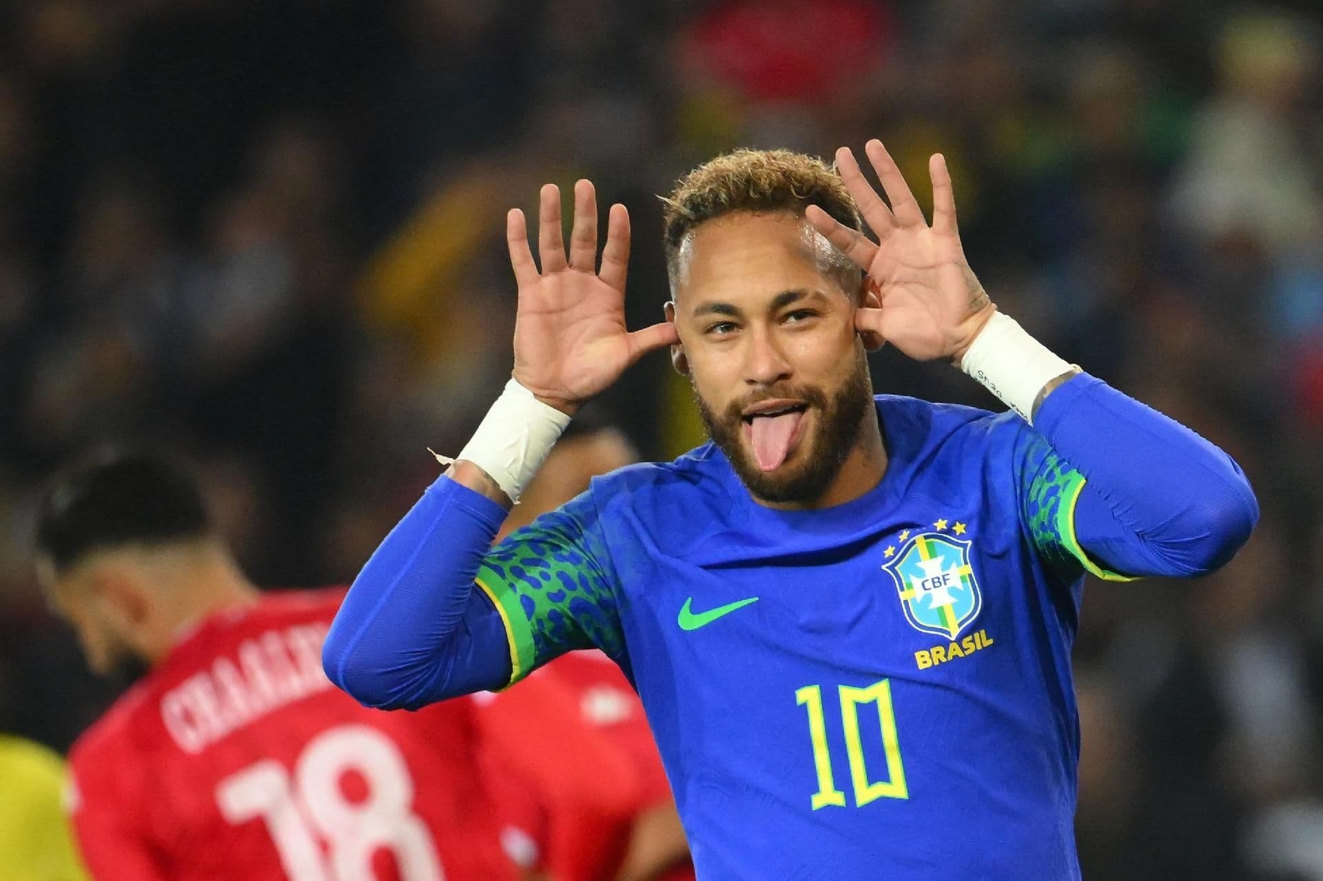 O jogador brasileiro está se recuperando de uma lesão no tornozelo
