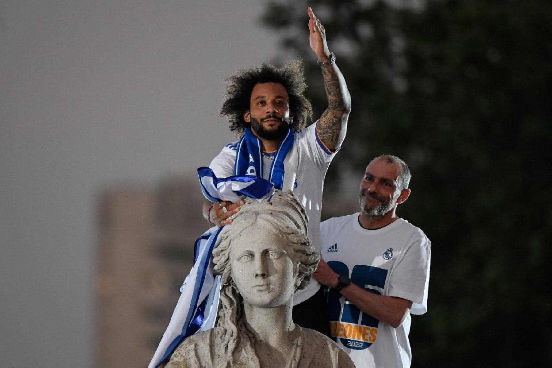 O jogador de futebol brasileiro tornou-se o jogador do Real Madrid com mais títulos na história do clube, 24 estrelas, depois de vencer a LaLiga. Em plena comemoração, ele confirmou o que quer fazer da carreira.