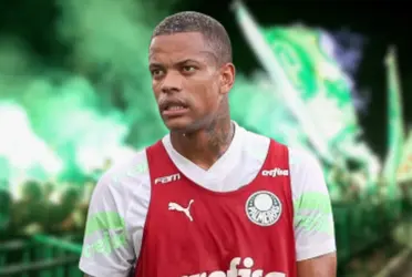 O jogador veio do rival e precisa lidar com essa pressão