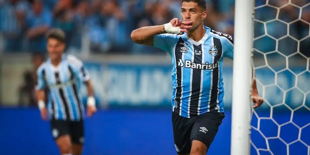 O jogo entre Grêmio e Caxias pela final do Gauchão 2023 está sendo disputado pela segunda vez na Arena do Grêmio e foi isso que Suárez fez
