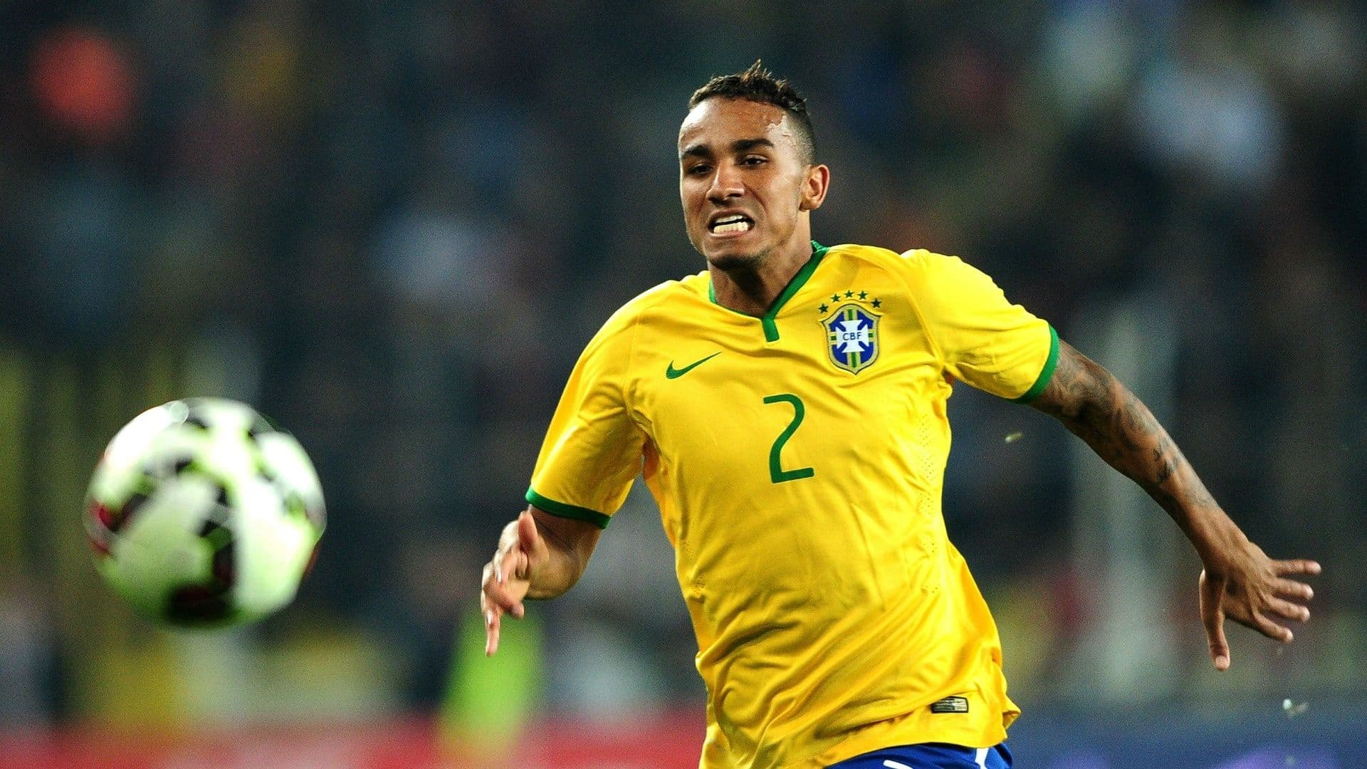 O lateral-direito Danilo, em resposta à derrota da Seleção Brasileira para Senegal por 4 a 2, em amistoso disputado em Lisboa, treinou cautela