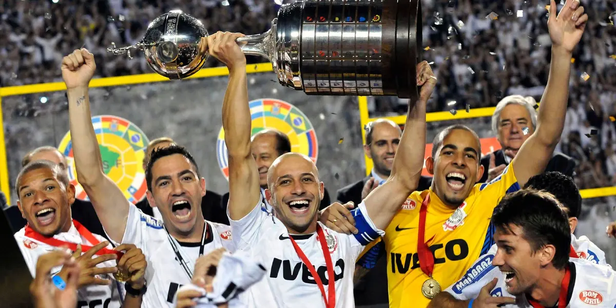 O lateral-esquerdo Denner Barbosa, que disputou o campeonato estadual pelo Operário de Várzea Grande-MT, revelou ter recebido uma mesad