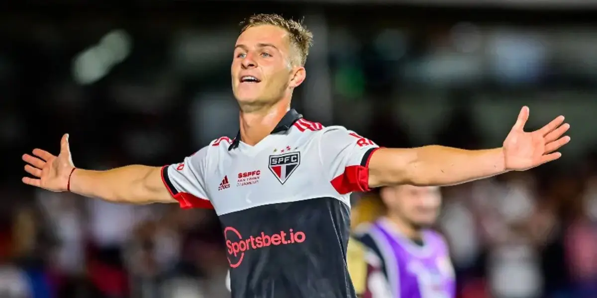 O meia argentino Giuliano Galoppo tem sido um dos destaques do São Paulo na temporada 2023, marcando sete gols pelo time até o momento