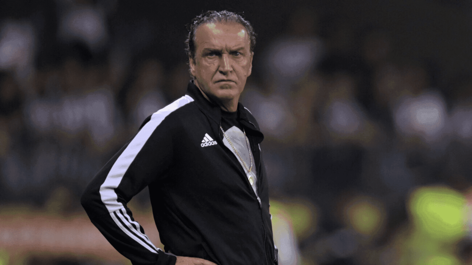 O preparador da base do Grêmio e ex-goleiro do clube, Eduardo Hamester, está sob pressão no cargo devido ao seu envolvimento no “caso Cuca”