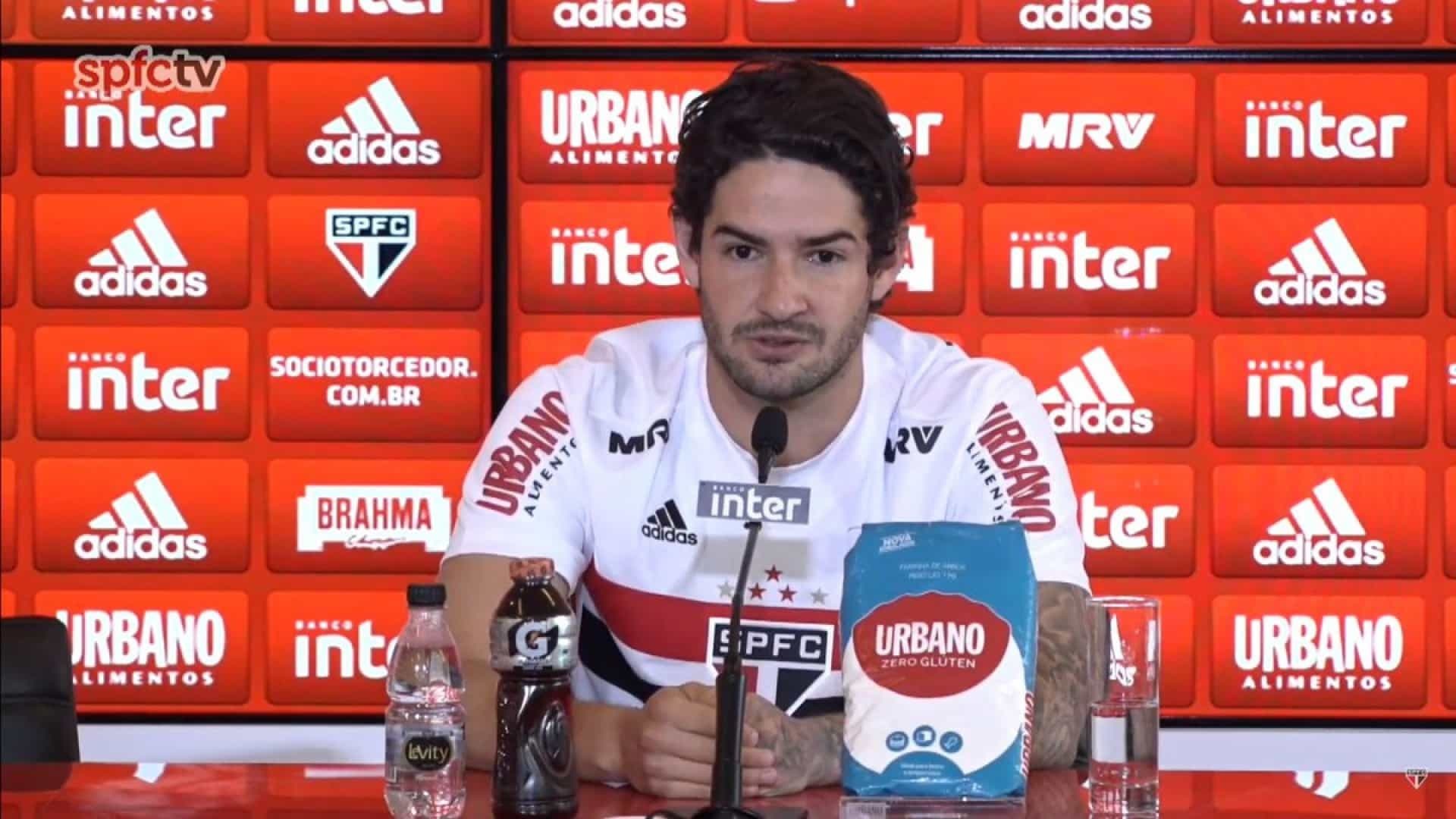 O presidente do Grêmio, Alberto Guerra, participou do programa “Bola da Vez” e falou sobre a possibilidade de contratar Alexandre Pato
