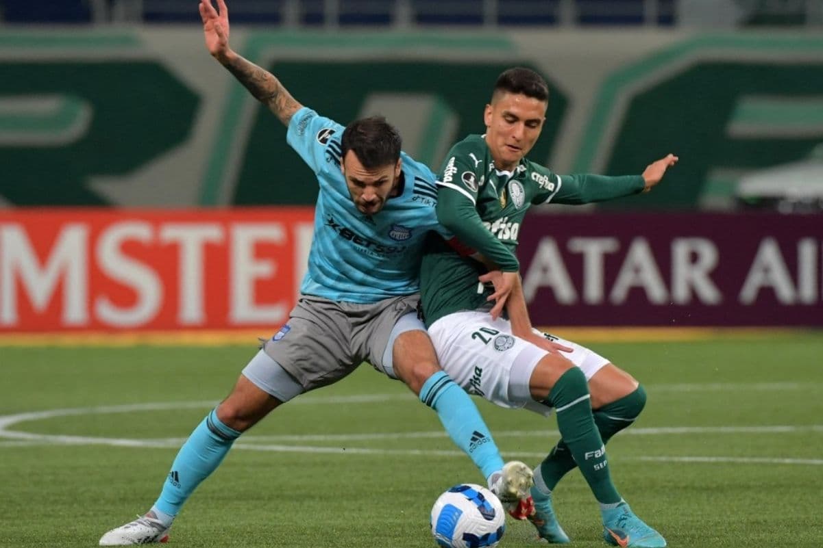 O principal jogador do Emelec que fez gol no Palmeiras e pode se transferir para o Brasil