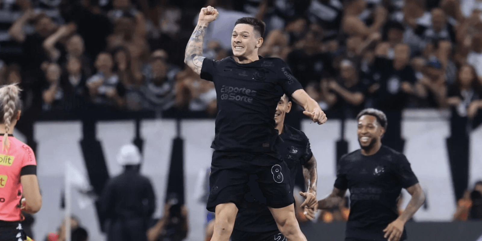 O que a torcida do Corinthians fala a Rodrigo Garro (Foto: Corinthians)