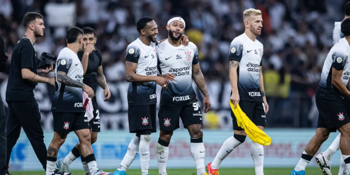 O que acontece com Depay na volta ao Brasil (Foto: Corinthians)