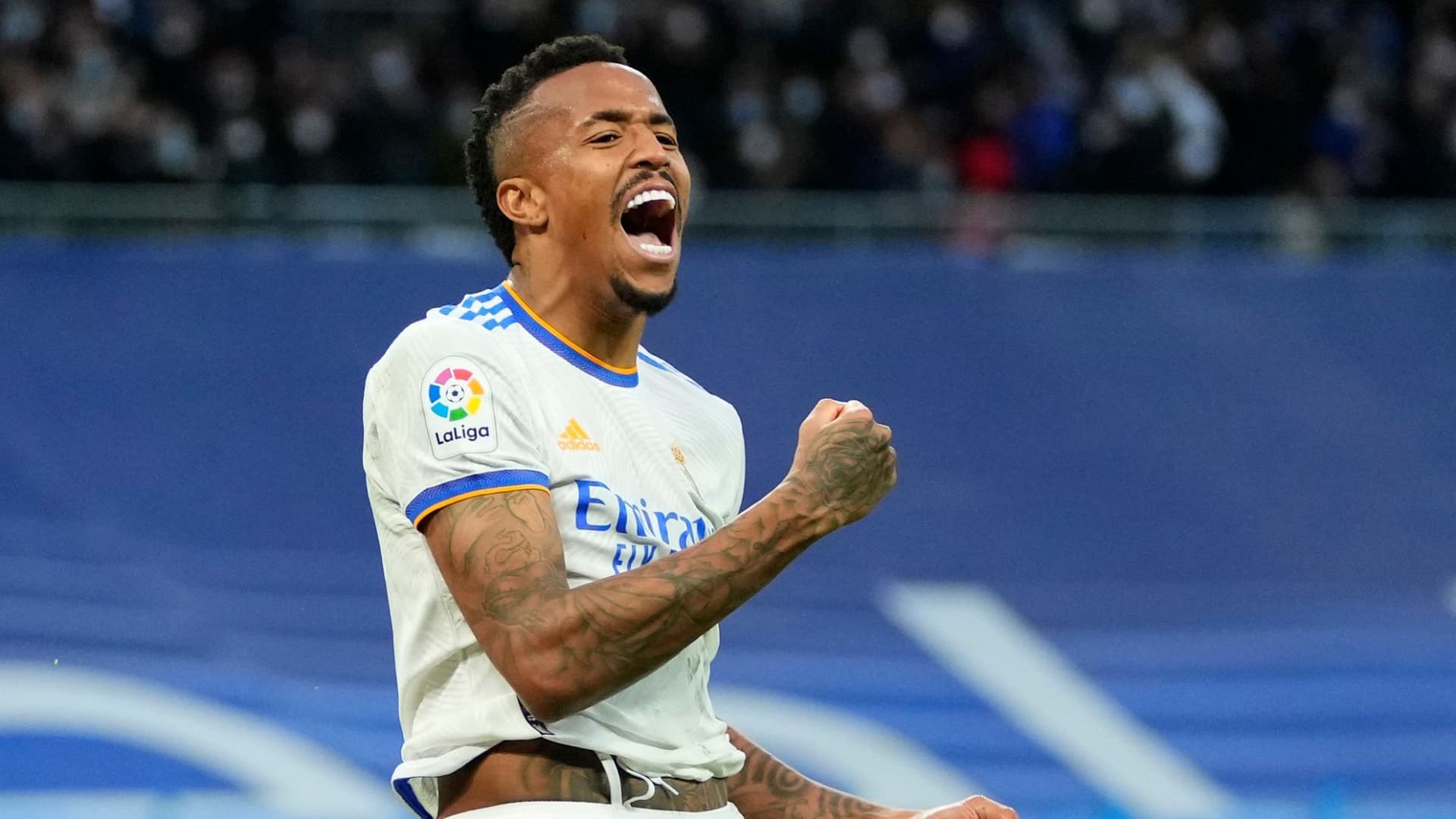 O Real Madrid e o empresário do jogador já estão negociando uma merecida prorrogação do zagueiro, pilar da equipe nesta temporada da dobradinha.