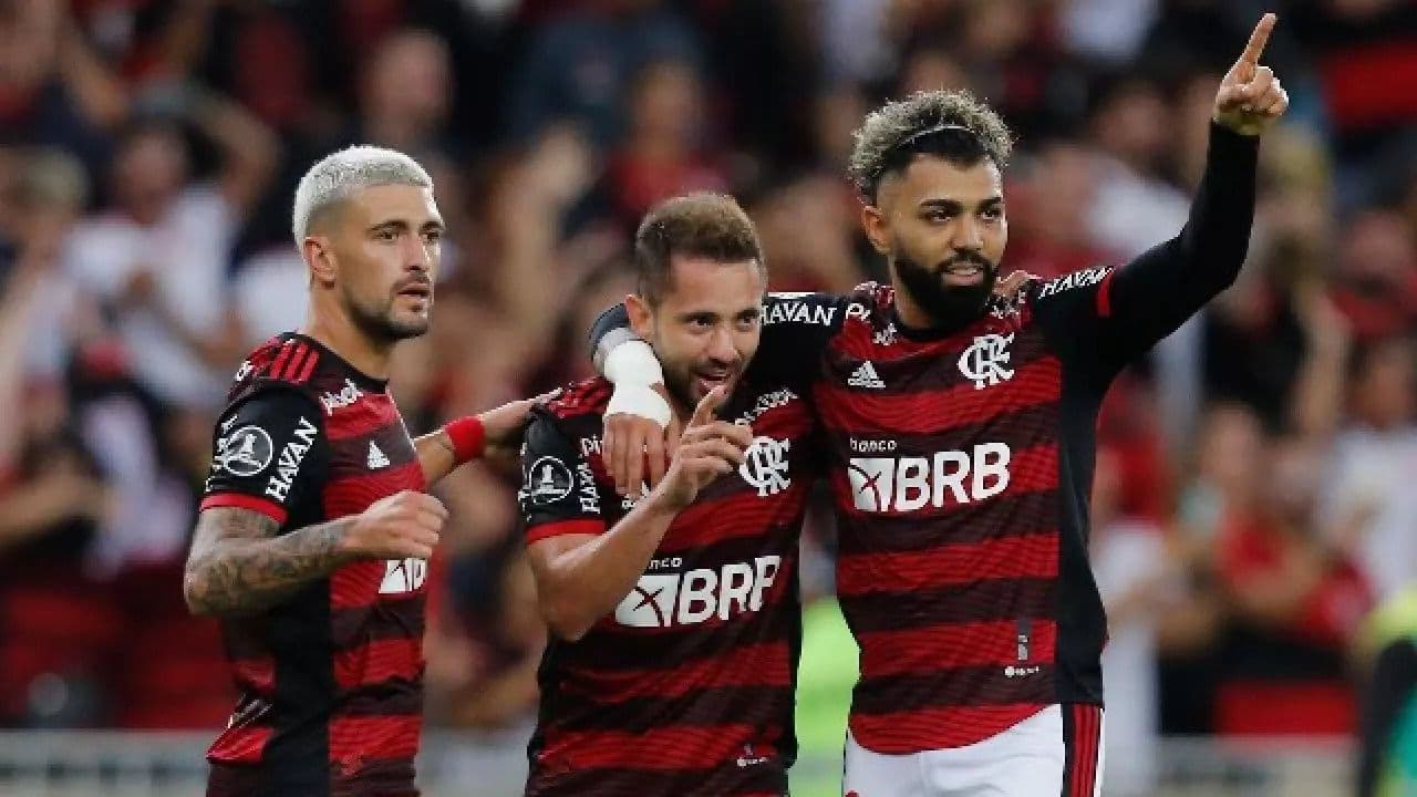O Rubro-Negro venceu o Fluminense e saiu na frente na final do Carioca