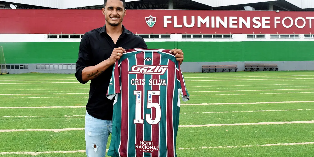 O Tricolor das Laranjeiras abre o cofre e contrata seu sétimo reforço para a temporada. Lateral esquerdo, Cristiano Silva chega depois de ter jogado a Champions League no semestre passado