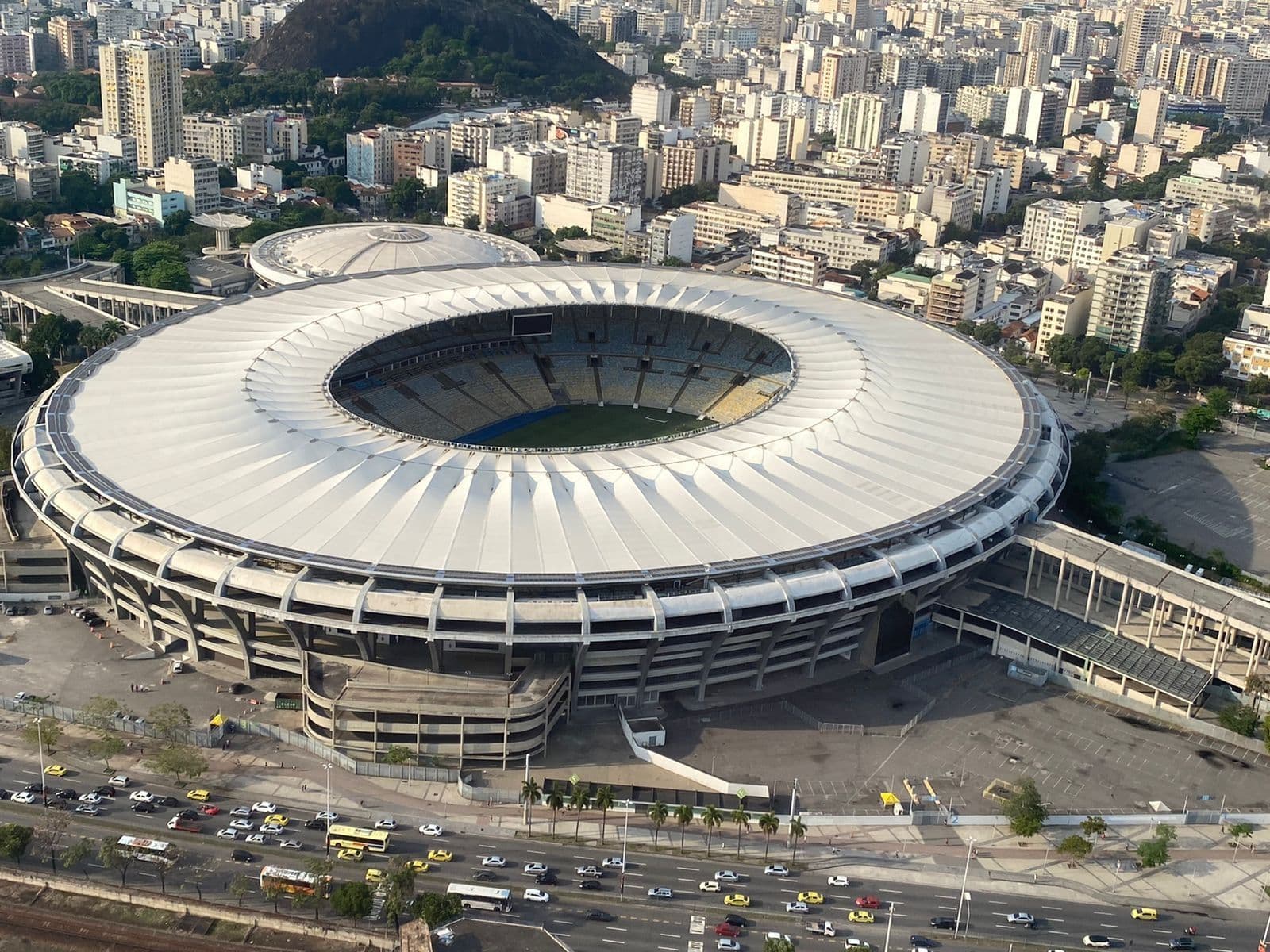 O Vasco está incomodado por ter que pagar mais caro no aluguel de seus jogos
