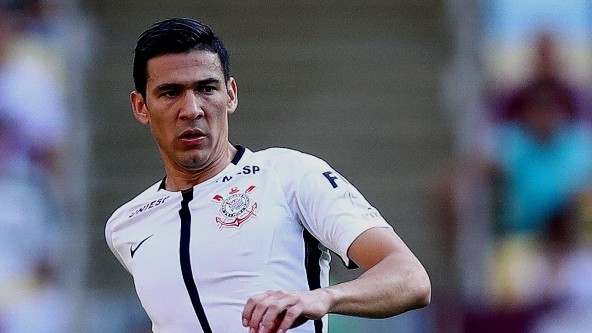 O zagueiro Bruno Méndez tem sido um assunto frequente desde o seu retorno ao Corinthians, principalmente por conta do seu contrato