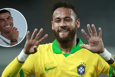 Os dois jogadores possuem enormes casas de luxo