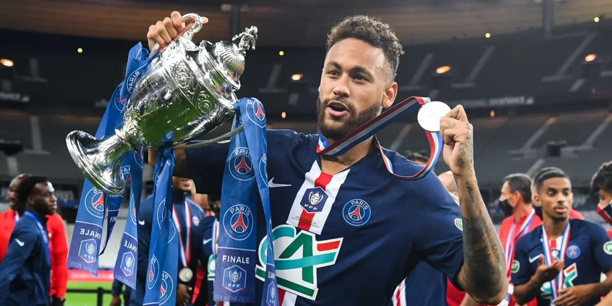 Os torcedores do PSG mostraram seu descontentamento com os jogadores do clube por meio de apitos. Neymar se referiu ao assunto e fez uma brincadeira particular.