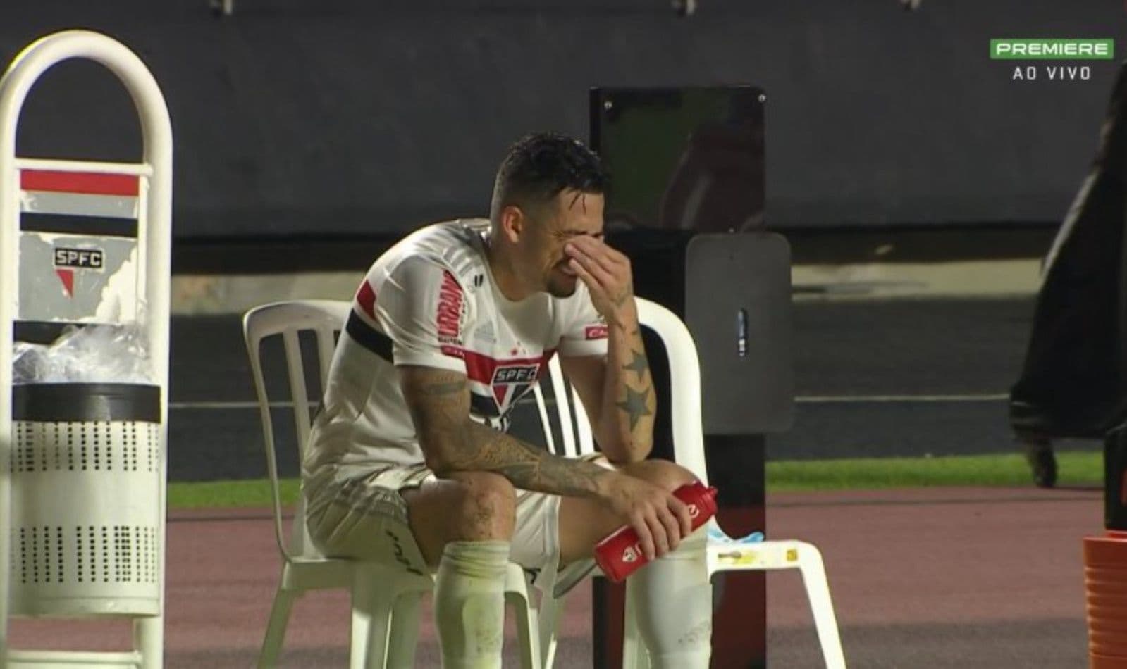 Os torcedores do São Paulo têm expressado críticas em relação ao desempenho do meia equatoriano Jhegson Méndez, que perdeu espaço