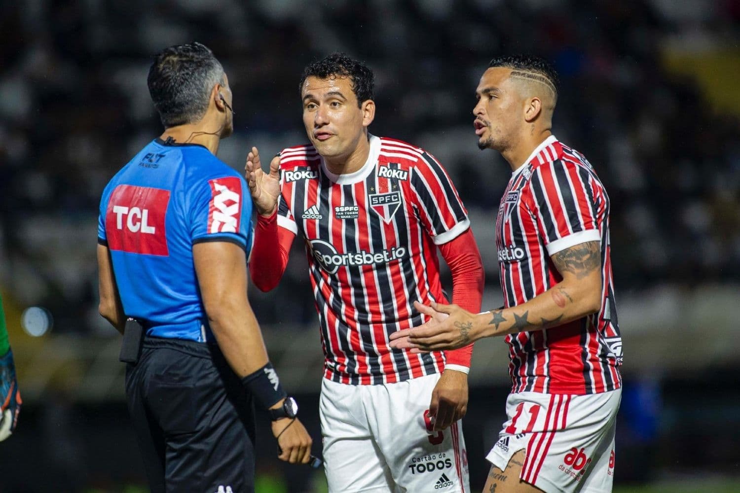 Pablo ganhou foi novamente criticado pelos torcedores logo após ganhar novo contrato com mega salário