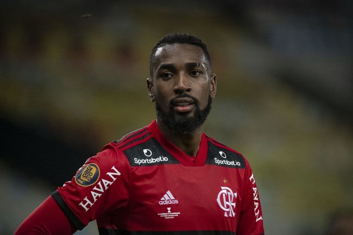 Pai e empresário de Gerson falou sobre futuro do meio-campista