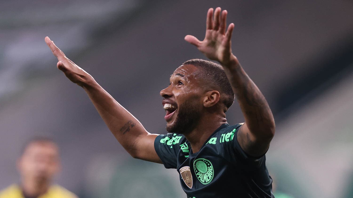 Palmeiras conseguiu segurar todas as grandes promessas do elenco, mas perdeu fortuna por Wesley no último dia