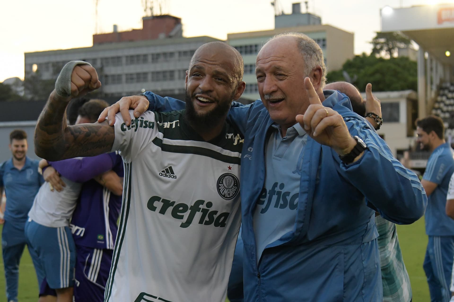 Palmeiras embala de vez no Brasileirão e reassume a vice-liderança da competição com Felipe Melo como herói